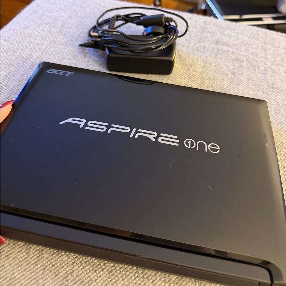 Acer Aspire One D255E Black Laptop